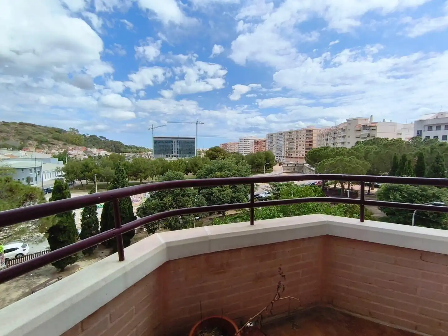 Außenansicht von Wohnung zur Miete in Gandia mit Klimaanlage, Möbliert und Balkon