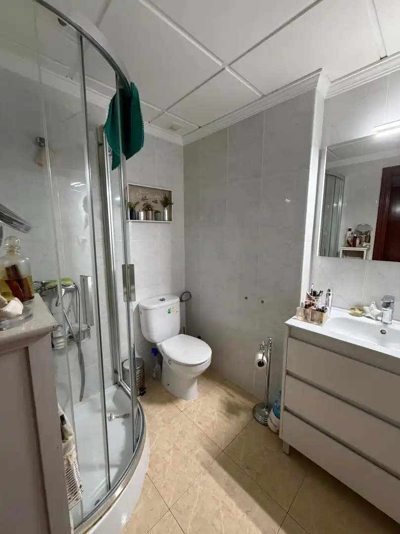 Baño de Piso en venta en Mequinenza con Aire acondicionado y Calefacción
