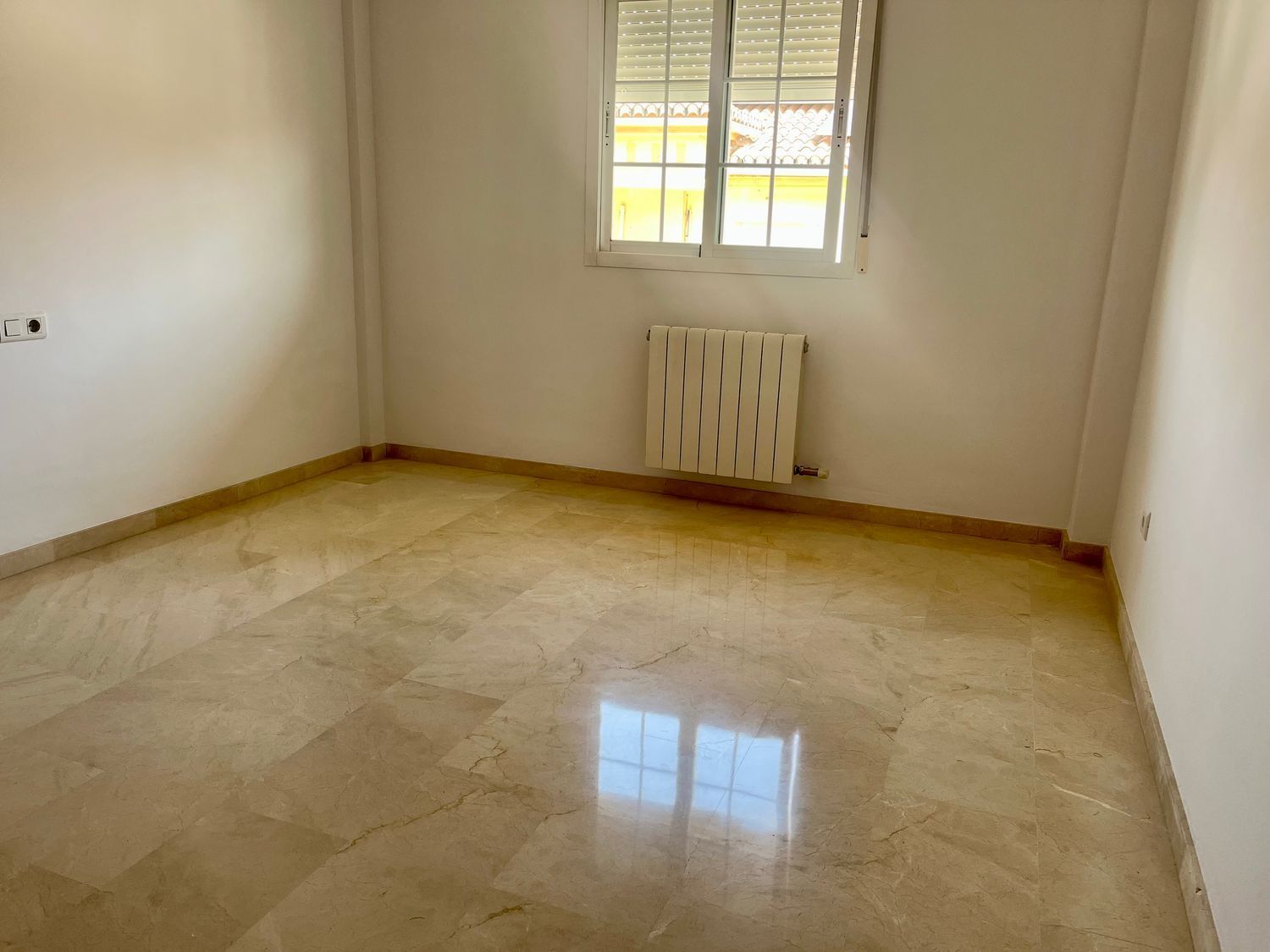 Dormitori de Casa o xalet en venda en Churriana de la Vega