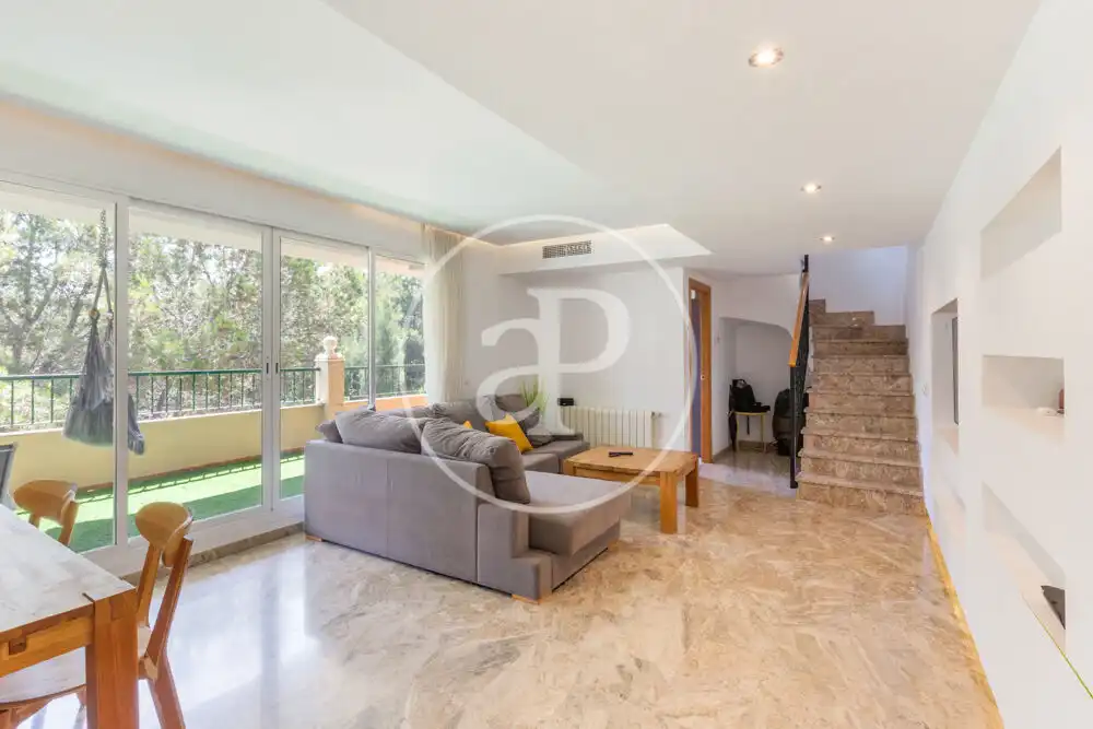 Sala de estar de Ático en venta en Bétera con Aire acondicionado, Calefacción y Jardín privado