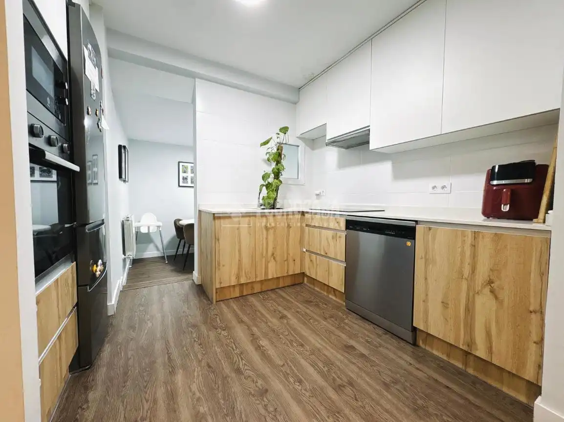 Kitchen of Flat for sale in Madrid  with Air Conditioner and Heating