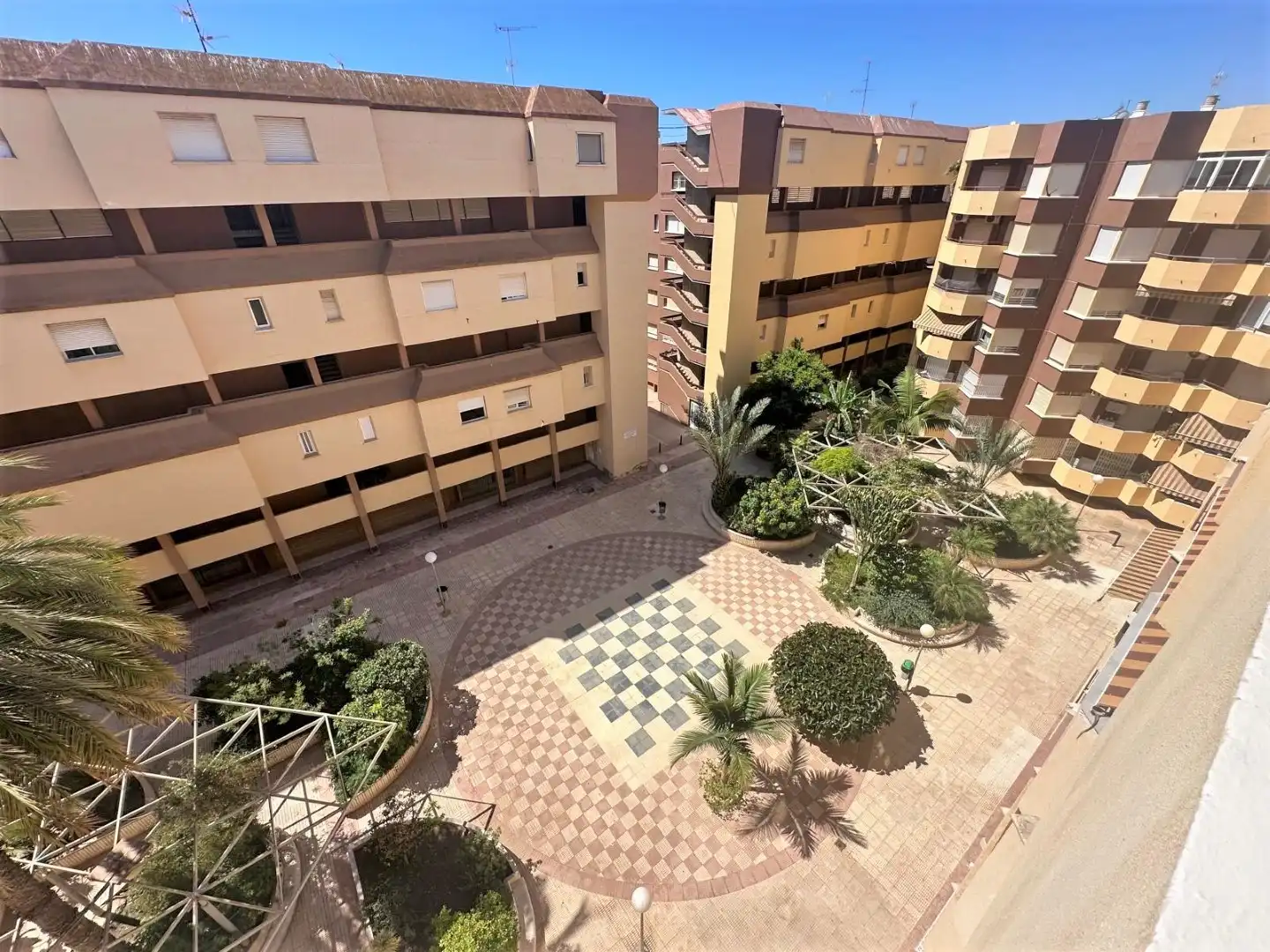 Vista exterior de Apartamento en venta en Águilas con Aire acondicionado, Calefacción y Balcón