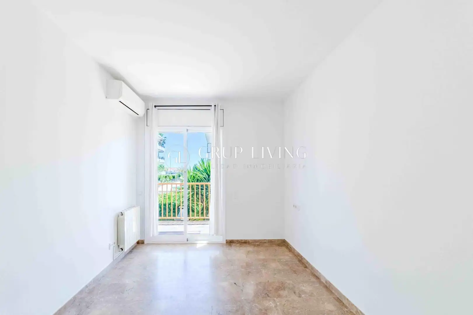 Casa amb terrassa en venda a Can Girona - Terramar - Vinyet, imagen 16