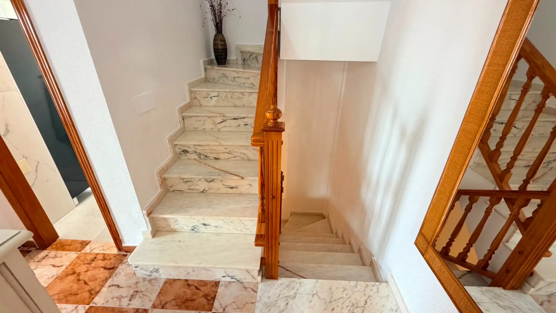 Detached homes for sale in Orihuela  with Air Conditioner, Private garden and Terrace