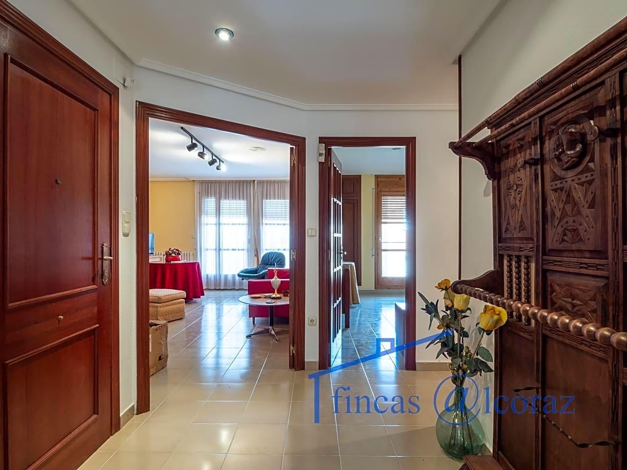 Flat to rent in  Huesca Capital  with Heating, Terrace and Furnished