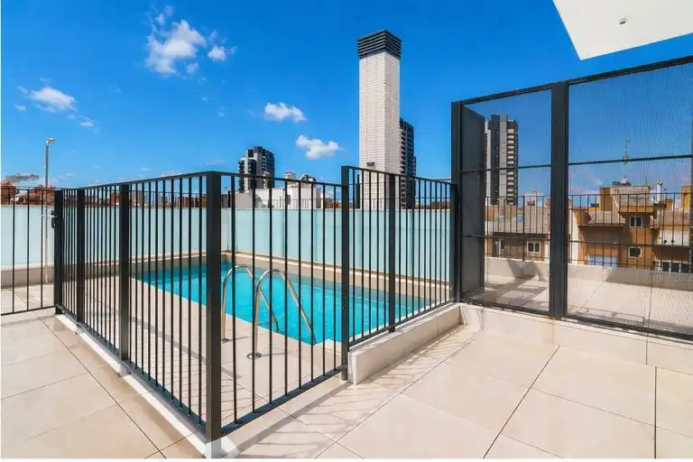 Piscina de Piso en venta en  Madrid Capital con Aire acondicionado, Calefacción y Trastero