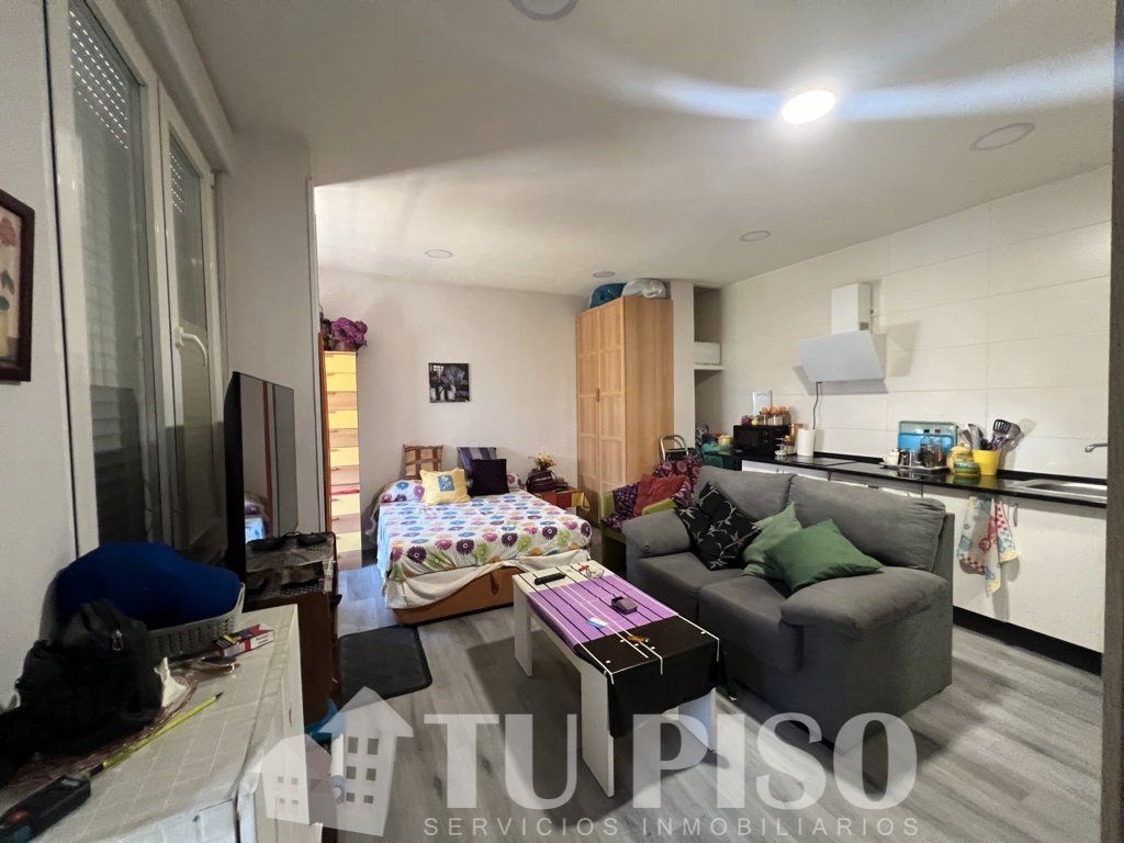 Living room of Apartment for sale in Leganés  with Air Conditioner and Heating