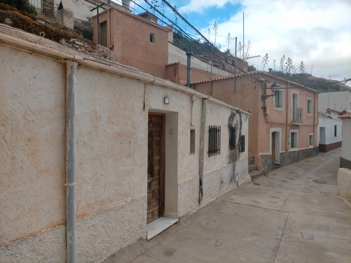 Exterior view of House or chalet for sale in Abla