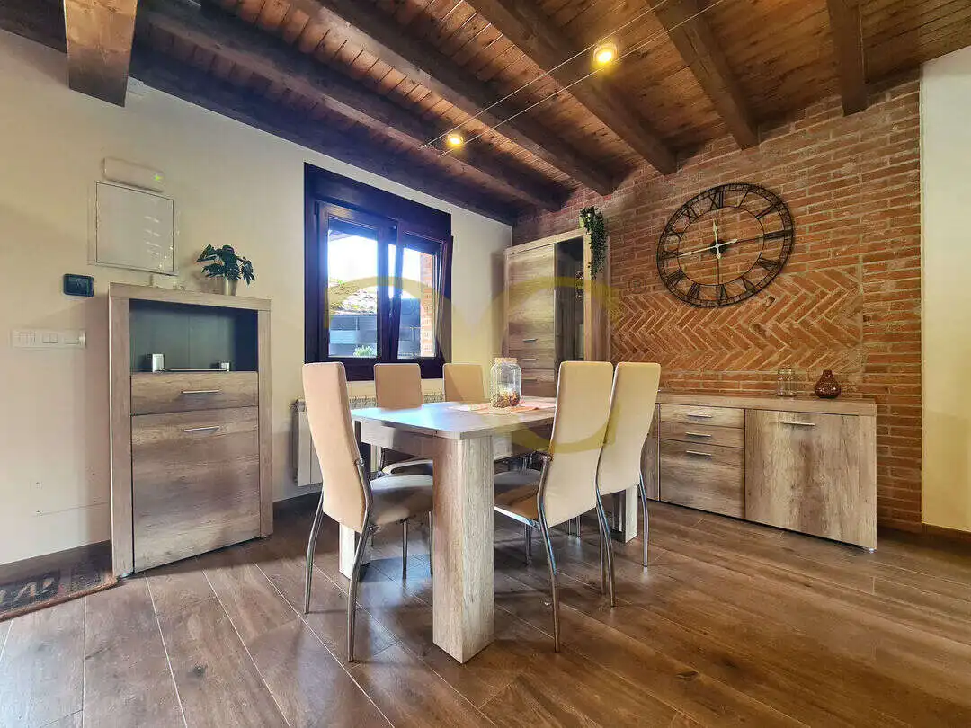 Comedor de Casa o chalet en venta en Ribadesella con Calefacción, Jardín privado y Trastero