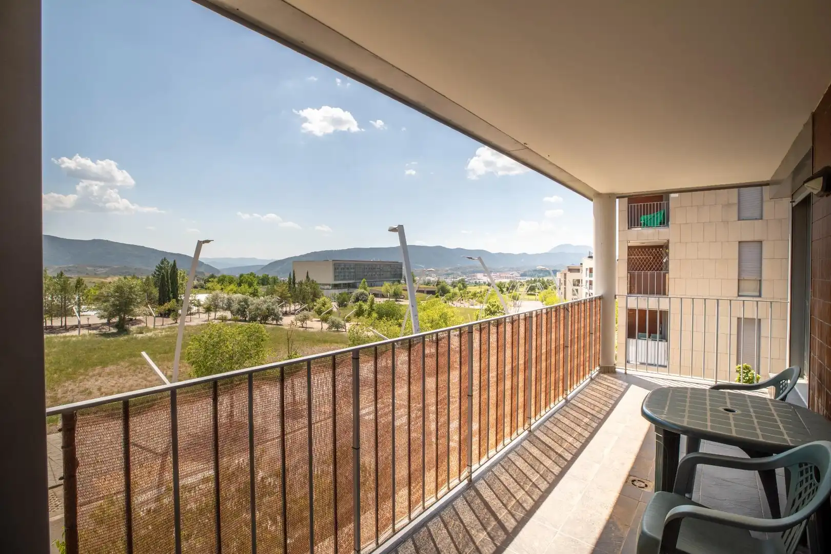 Terrasse von Wohnung zum Verkauf in Sabiñánigo mit Heizung, Parkett und Terrasse