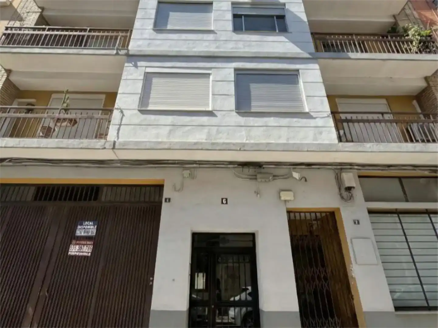 Vista exterior de Piso en venta en Carcaixent con Amueblado y Balcón