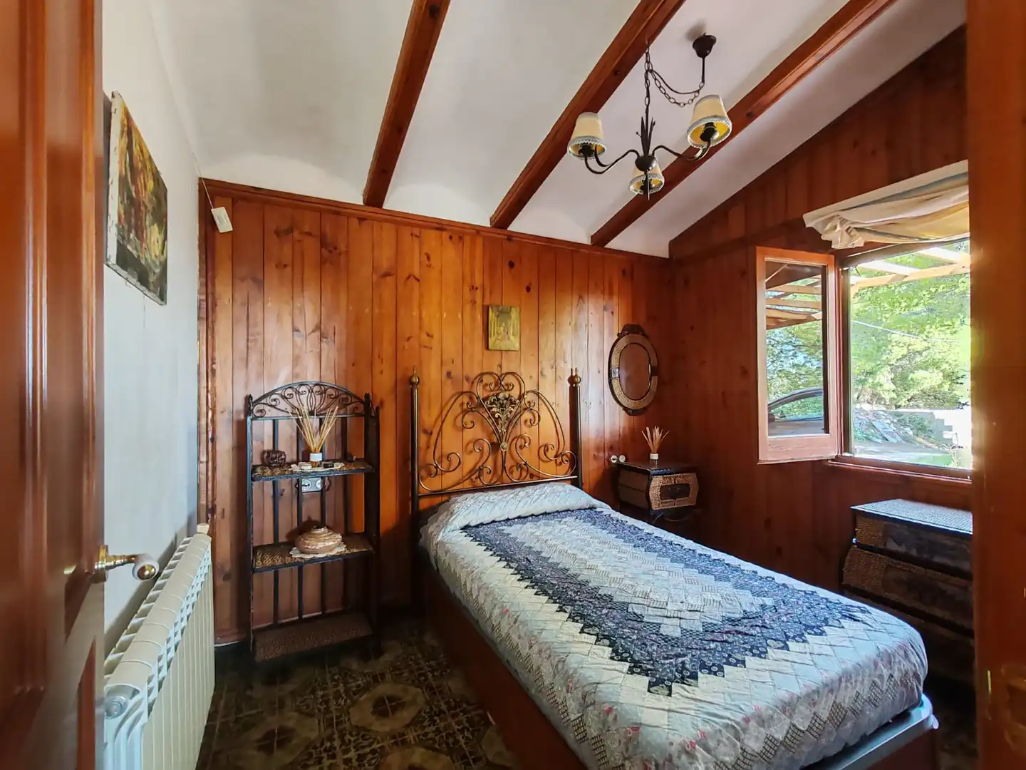 Habitación de Casa adosada en venta en Castellón de la Plana / Castelló de la Plana con Calefacción, Jardín privado y Terraza