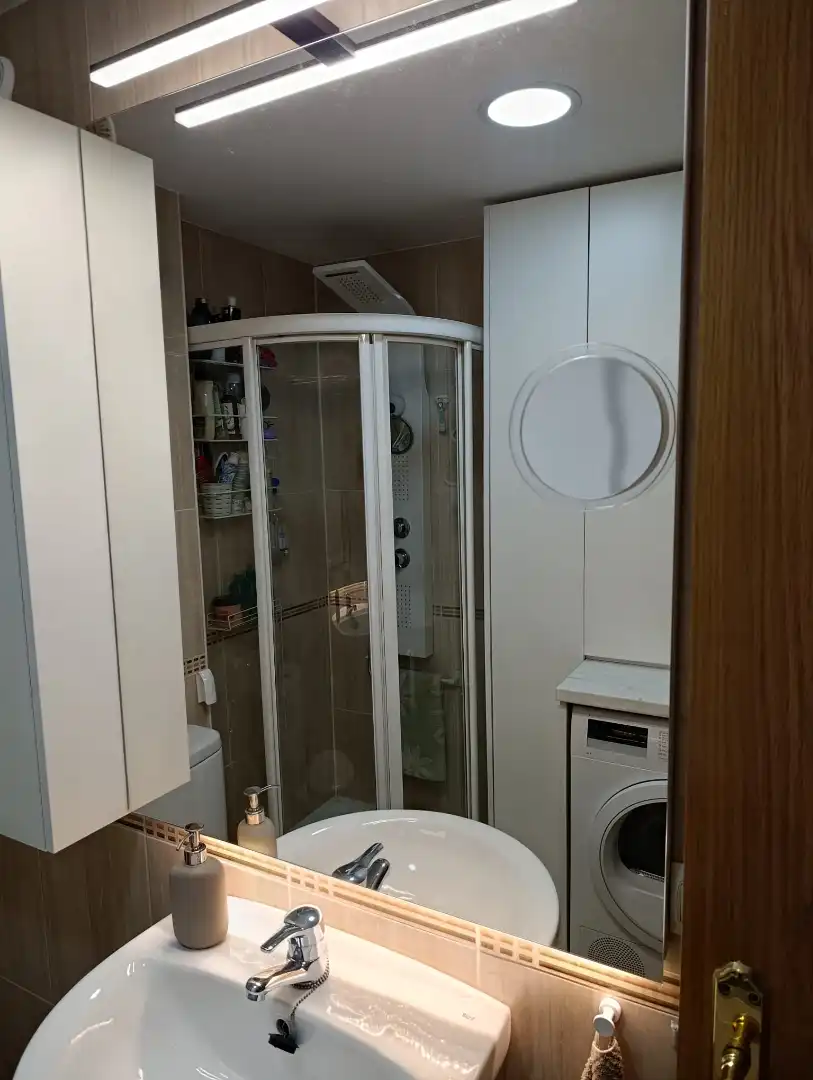 Bany de Pis en venda en Carrión de Calatrava amb Aire condicionat, Calefacció i Terrassa