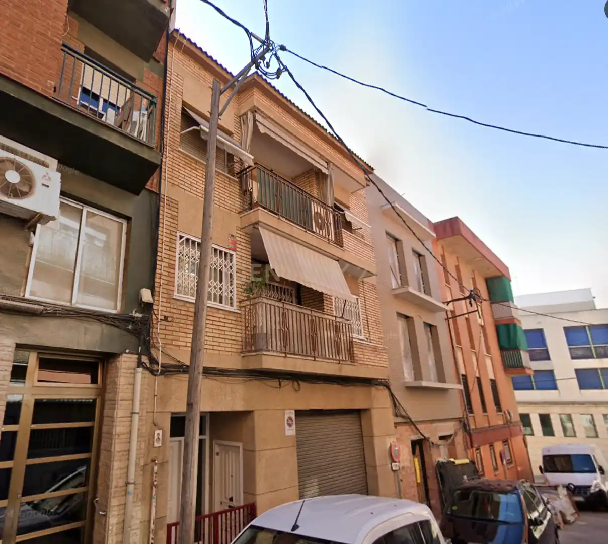 Vista exterior de Apartamento en venta en Santa Coloma de Gramenet