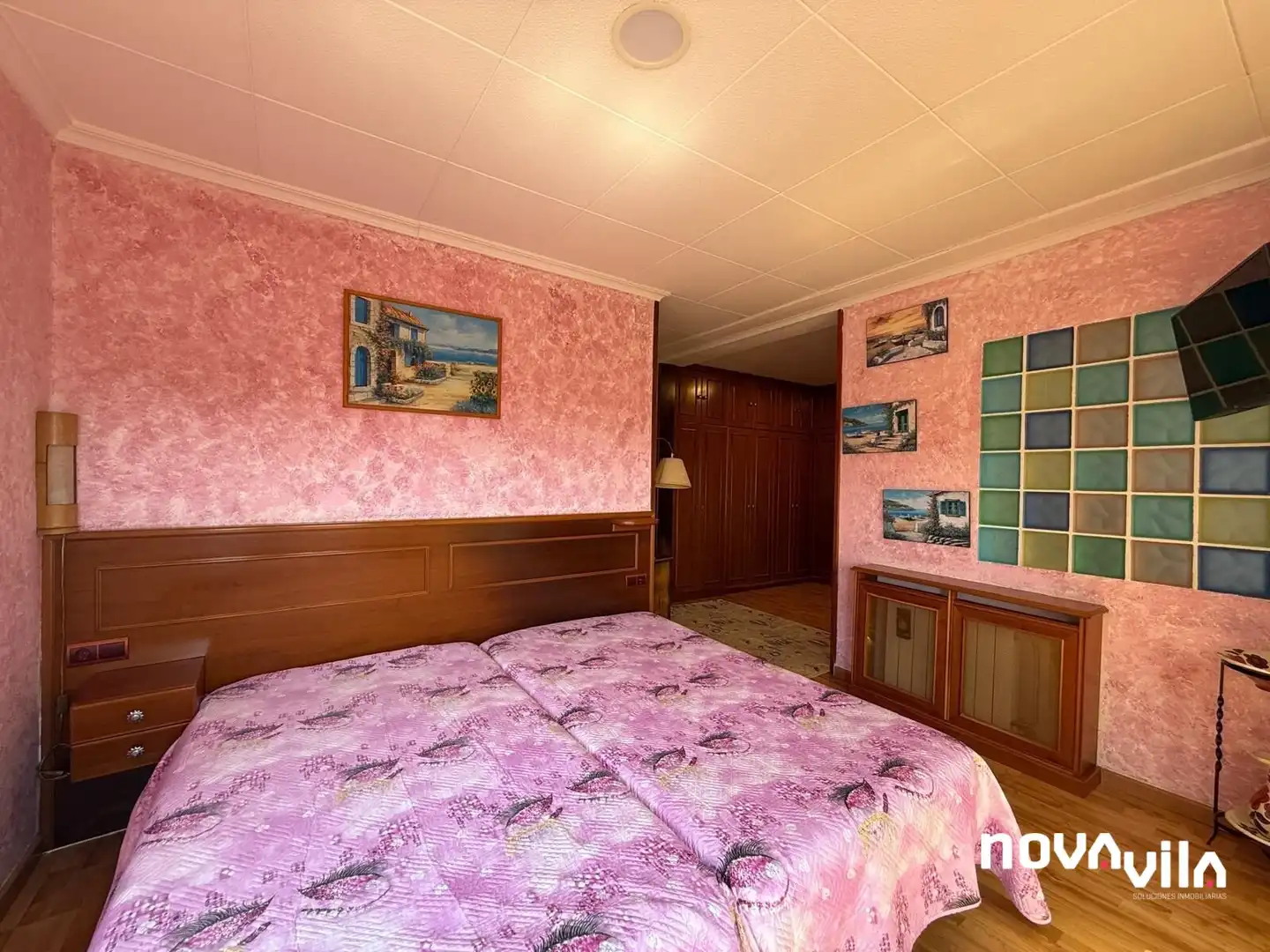 Bedroom of Houses for sale in Pineda de Mar  with Parquet flooring