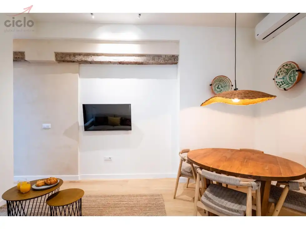 Comedor de Piso de alquiler en Sevilla con Terraza, Piscina y Amueblado