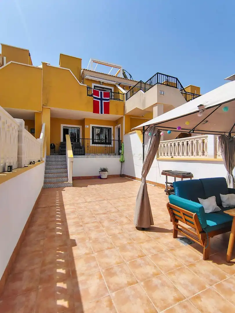 Terrace of Apartments for rent in Elche / Elx  with Air Conditioner, Oven and Washing machine