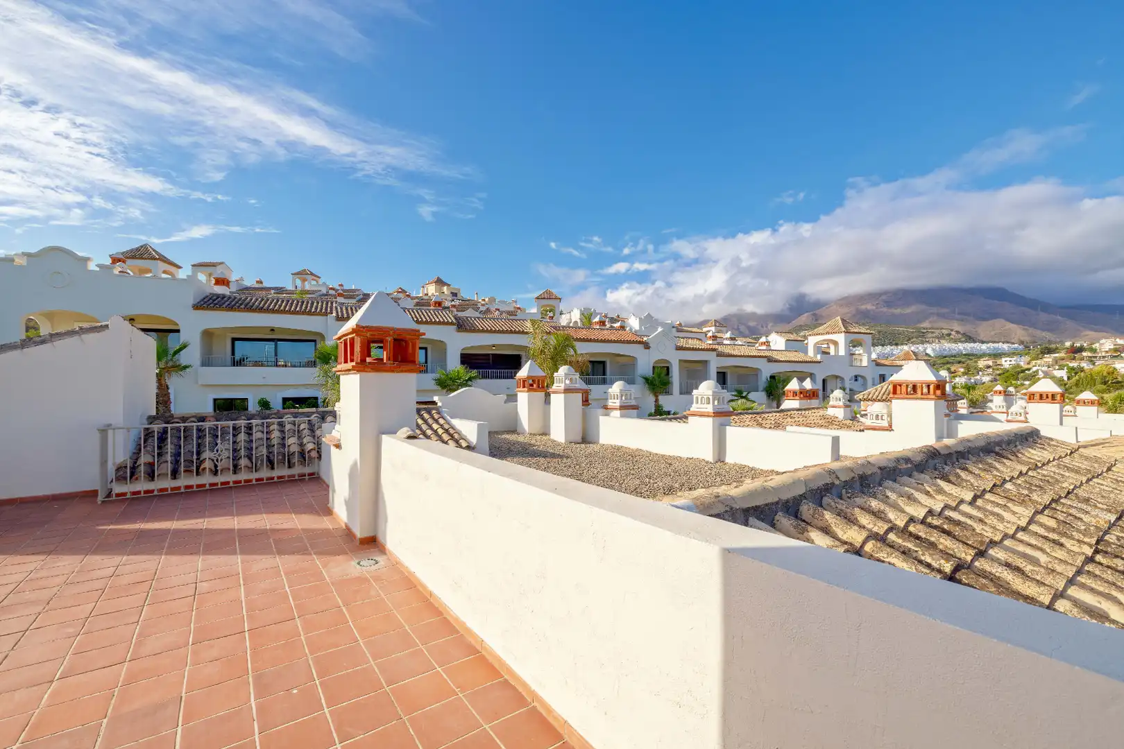 Casa adosada en venta en Calle Perú, Valle Romano Golf