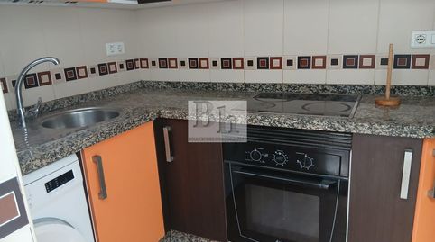 Foto 5 de Piso en venta en Calle Doctor Escassi, Los Castillejos - La Trinidad, Málaga Capital