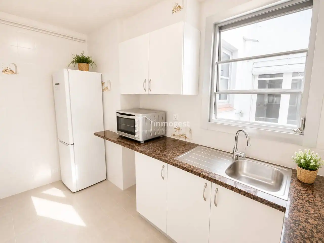 Kitchen of Attic for sale in Girona  with Air Conditioner, Heating and Parquet flooring