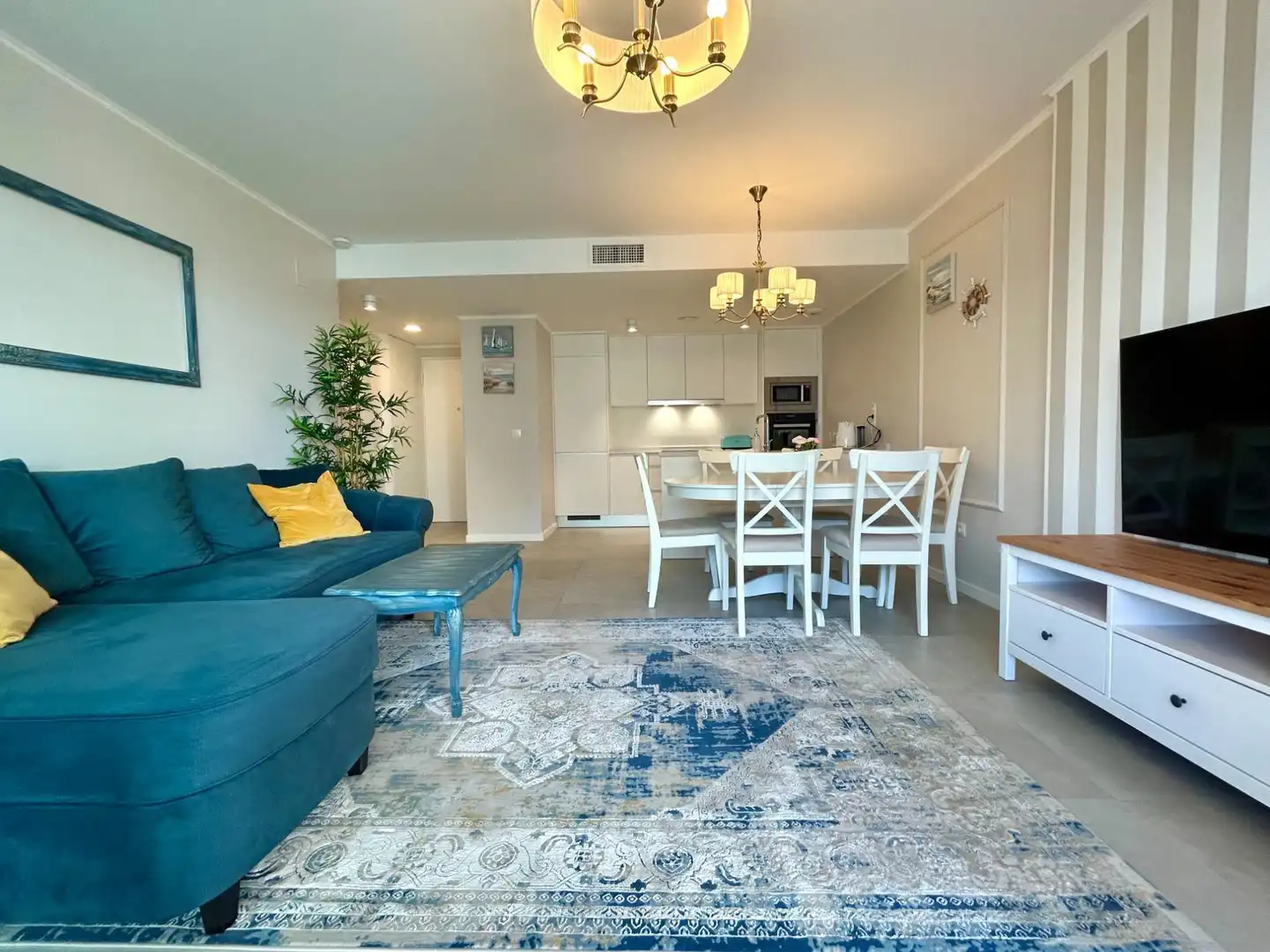 Sala d'estar de Apartament en venda en Orihuela amb Aire condicionat, Jardí privat i Terrassa