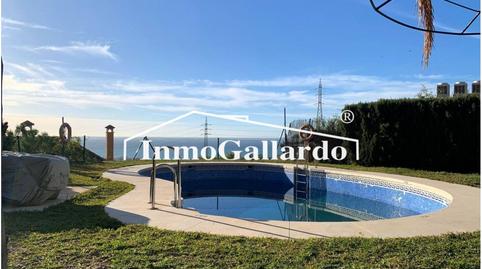 Foto 3 de Casa adosada en venda a Pinares de San Antón, Málaga