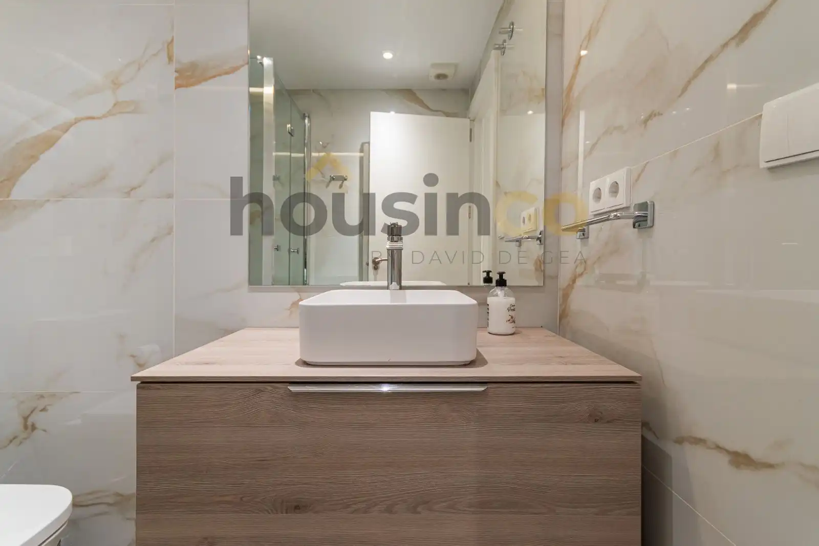 Baño de Piso en venta en Madrid con Aire acondicionado, Calefacción y Parquet