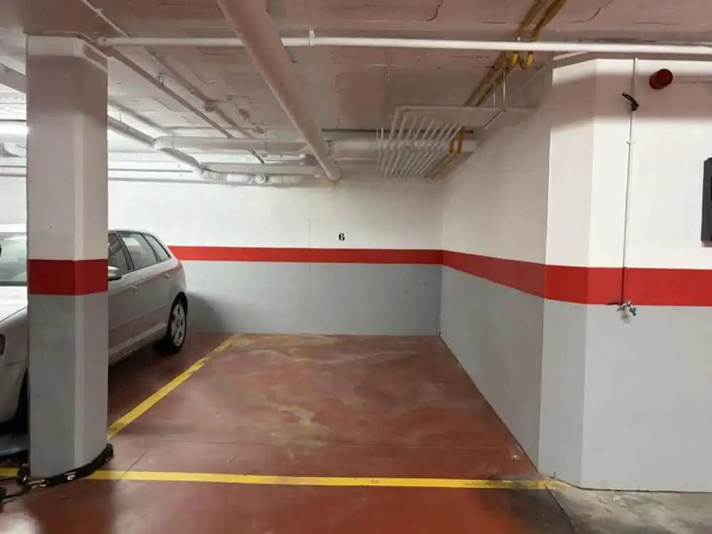 Parking de Apartamento de alquiler en Marbella con Aire acondicionado, Calefacción y Terraza