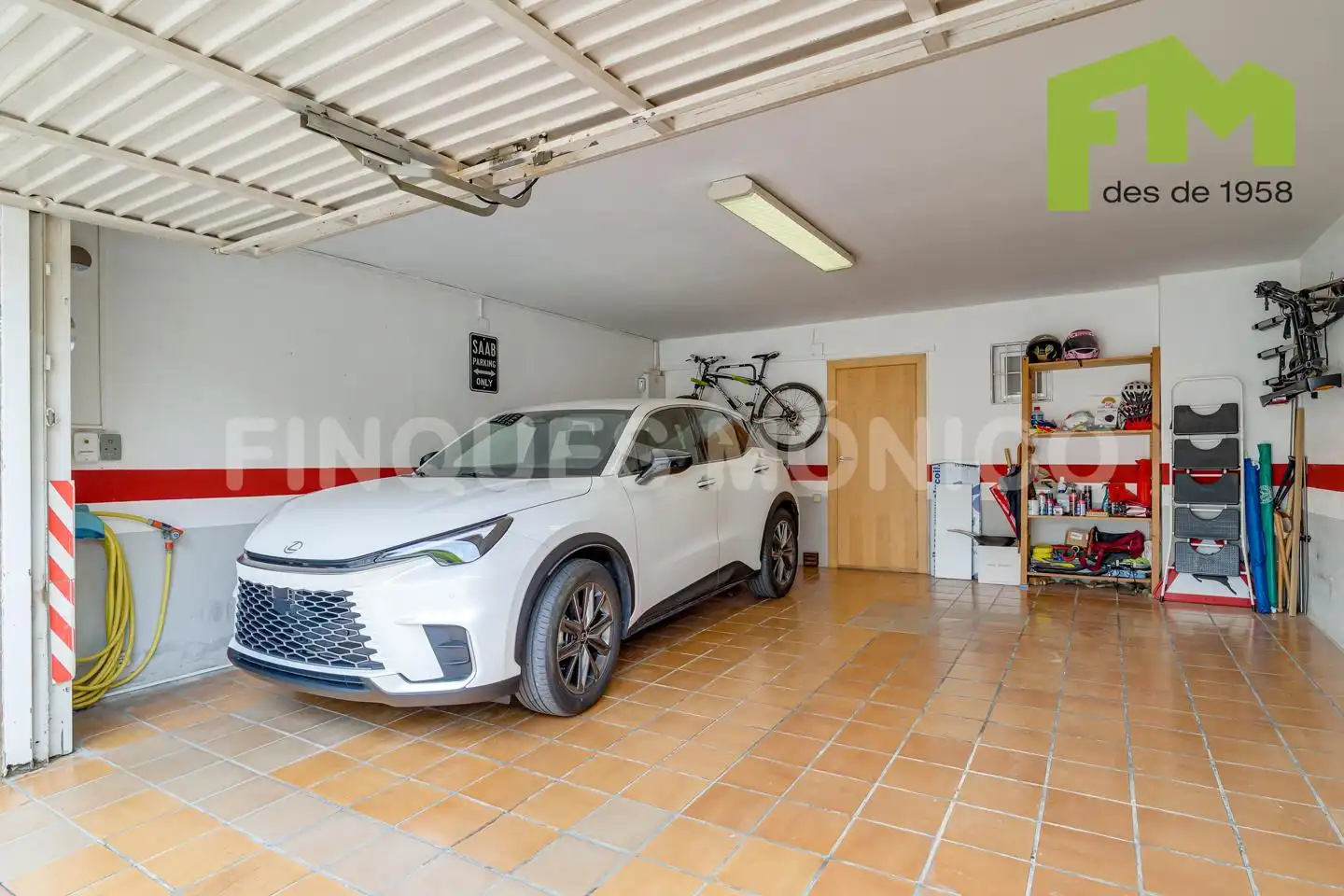 Parking de Casa o chalet en venta en Teià con Calefacción, Jardín privado y Terraza