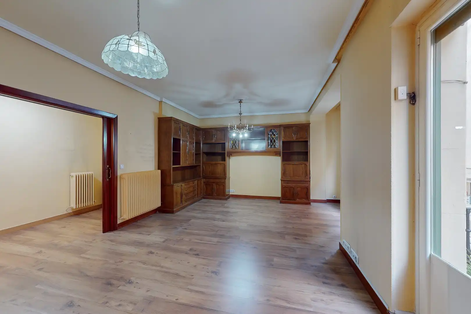 Sala de estar de Piso en venta en  Pamplona / Iruña con Calefacción y Balcón