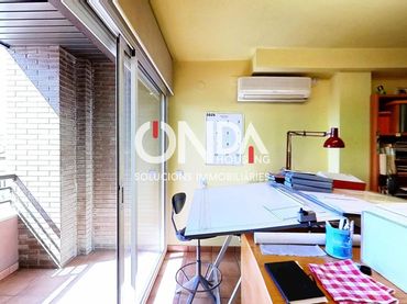 Appartamento con balcone in vendita a Passeig DE L'ESTACIO