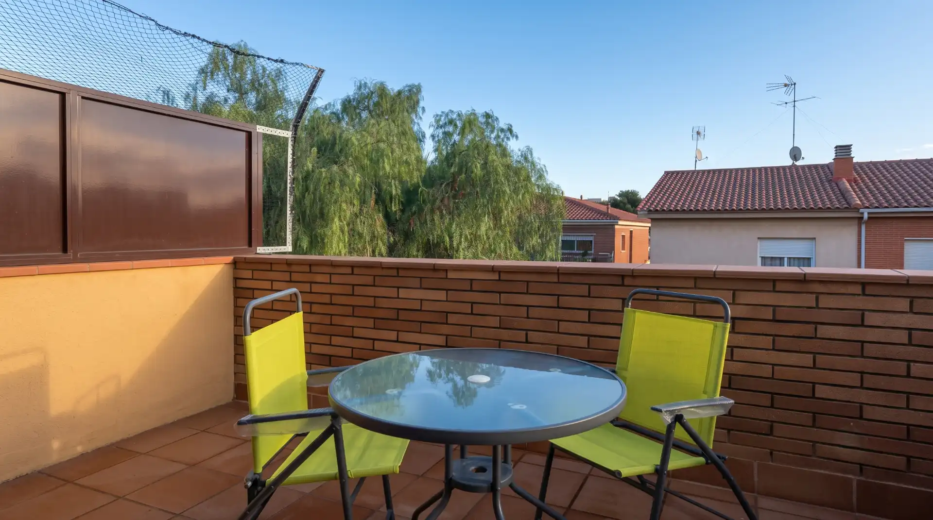 Terrassa de Casa o xalet en venda en Viladecans amb Jardí privat, Terrassa i Piscina