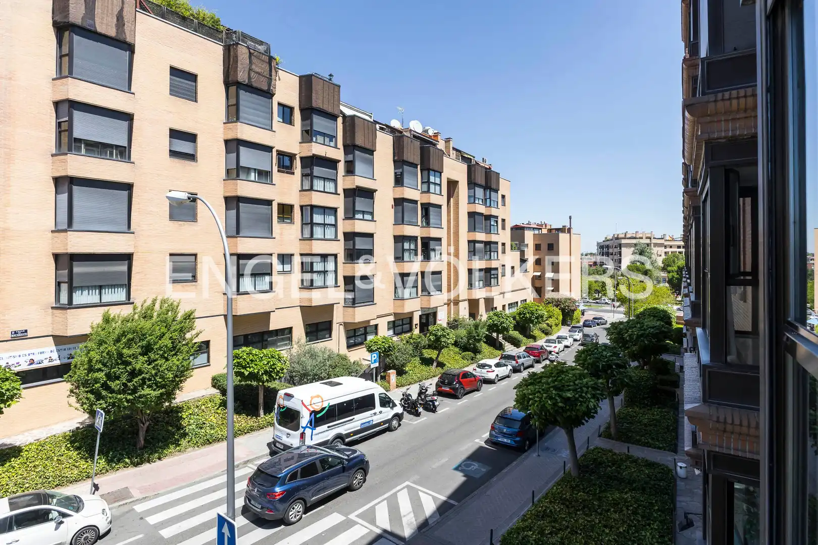 Vista exterior de Piso en venta en Madrid con Aire acondicionado, Calefacción y Piscina