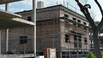 Vista exterior de Casa adosada en venda en Navalcarnero amb Terrassa i Balcó