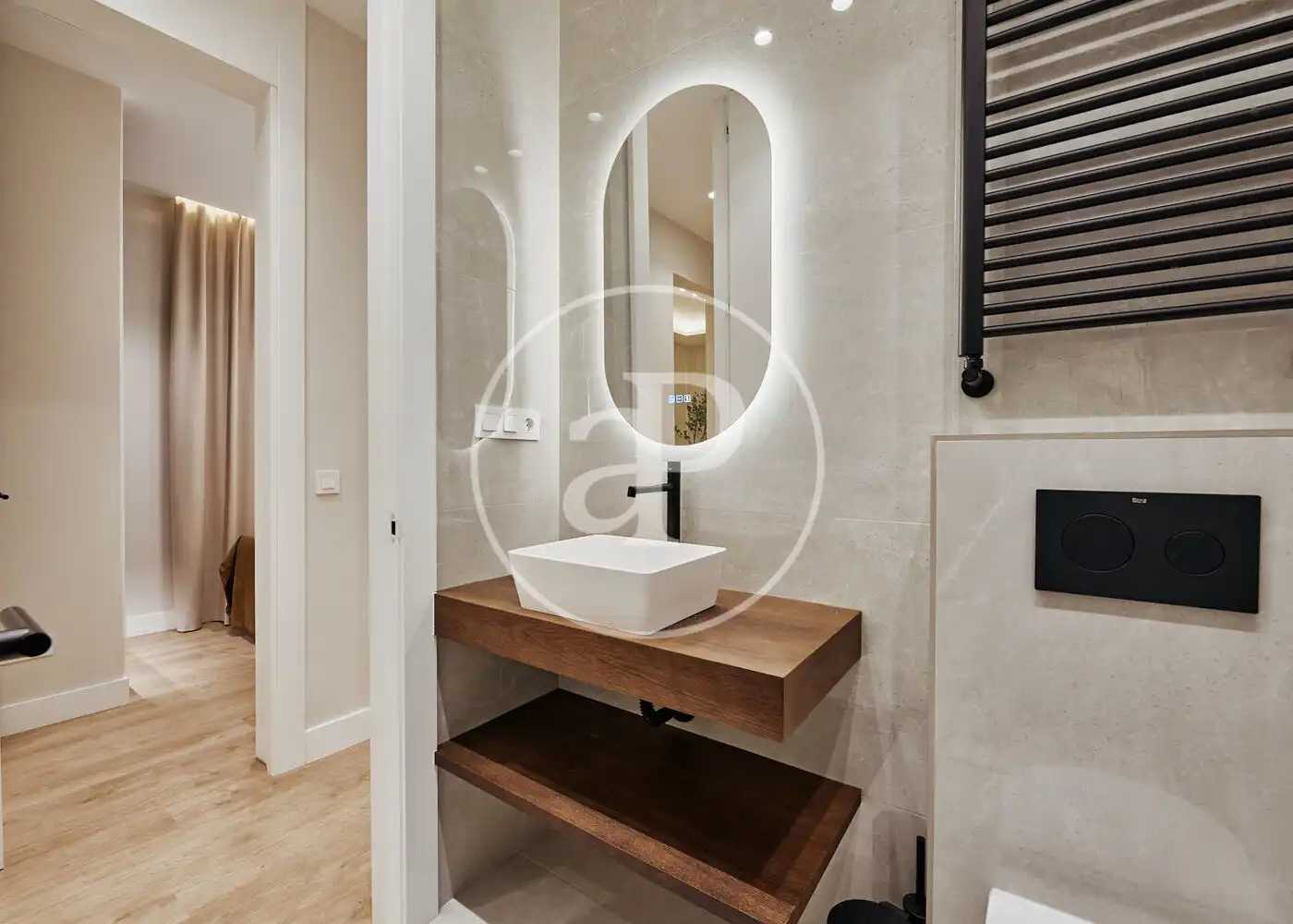 Bathroom of Flat for sale in Madrid  with Air Conditioner, Heating and Furnished
