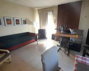 Sala d'estar de Casa o xalet en venda en Casarrubios del Monte