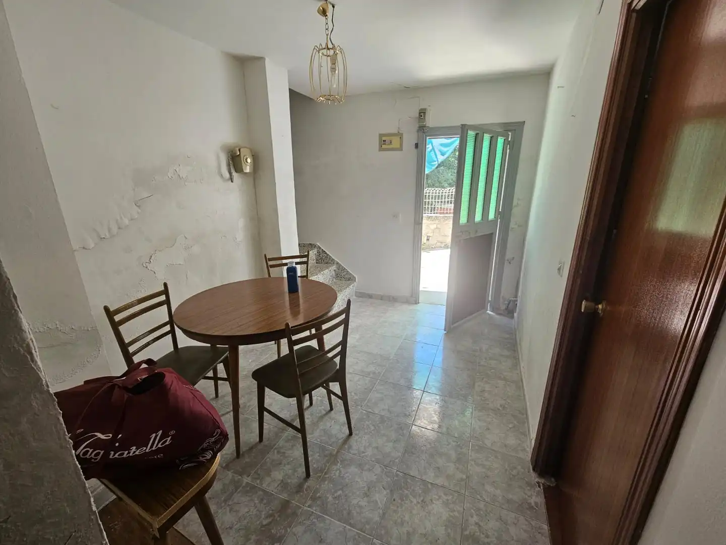 Menjador de Casa adosada en venda en Albares amb Moblat