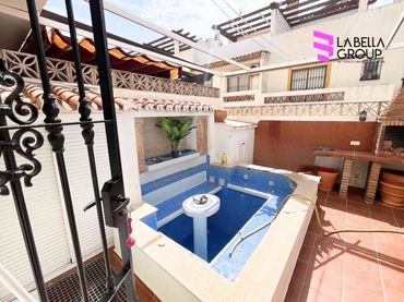 Reihenhaus mit Balkon zum Verkauf in Calle Diego de León