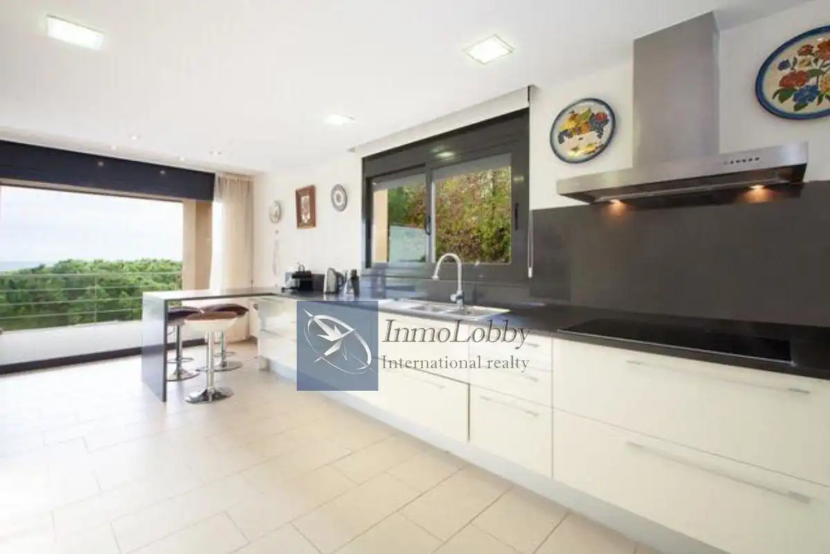 Küche von Haus oder Chalet zum Verkauf in Sant Feliu de Guíxols mit Klimaanlage, Heizung und Terrasse