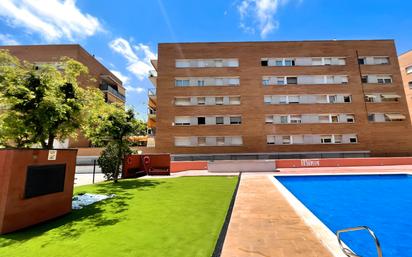 Swimming pool of Flat for sale in Viladecans  with Air Conditioner, Terrace and Balcony