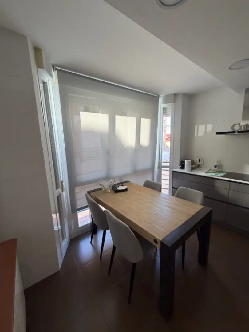 Terraced house with terrace to rent in Carretera de Valladolid, imagen 5