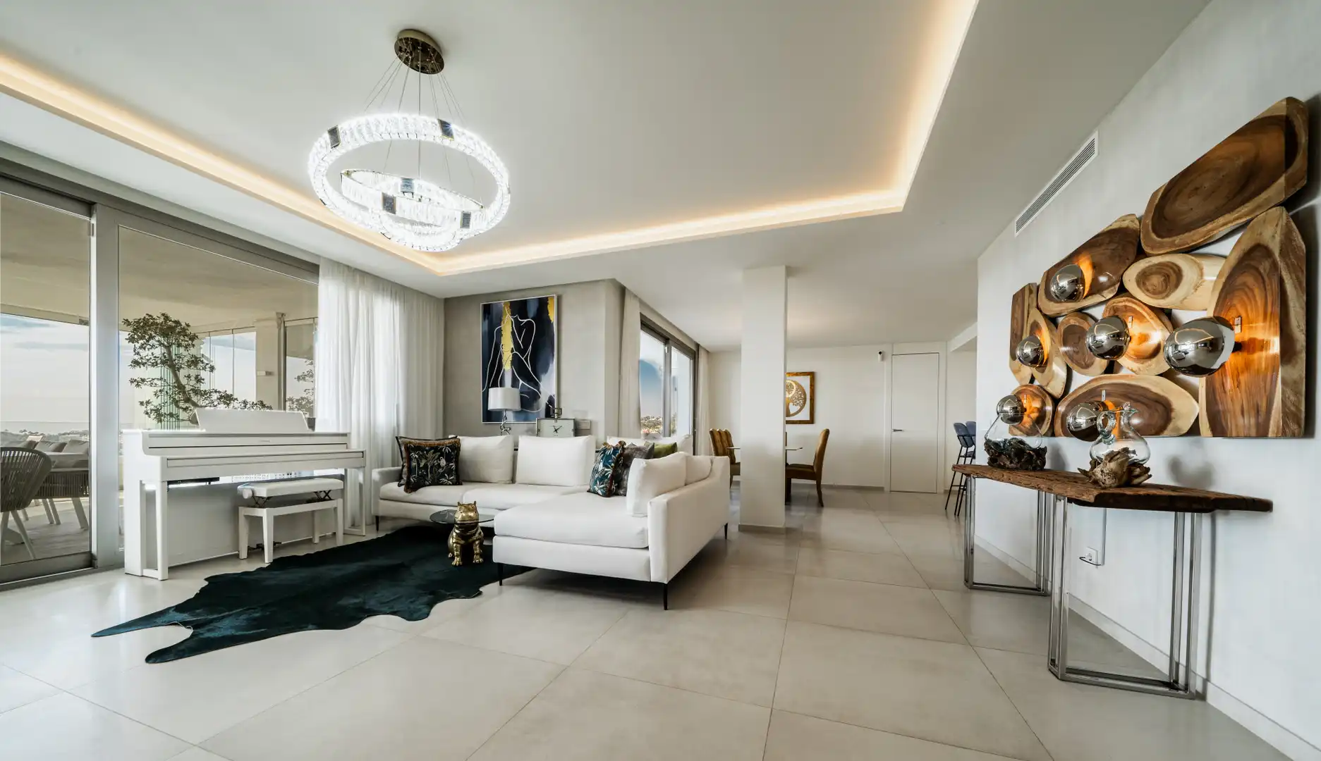 Apartament amb piscina en venda a Nueva Andalucía, imagen 2