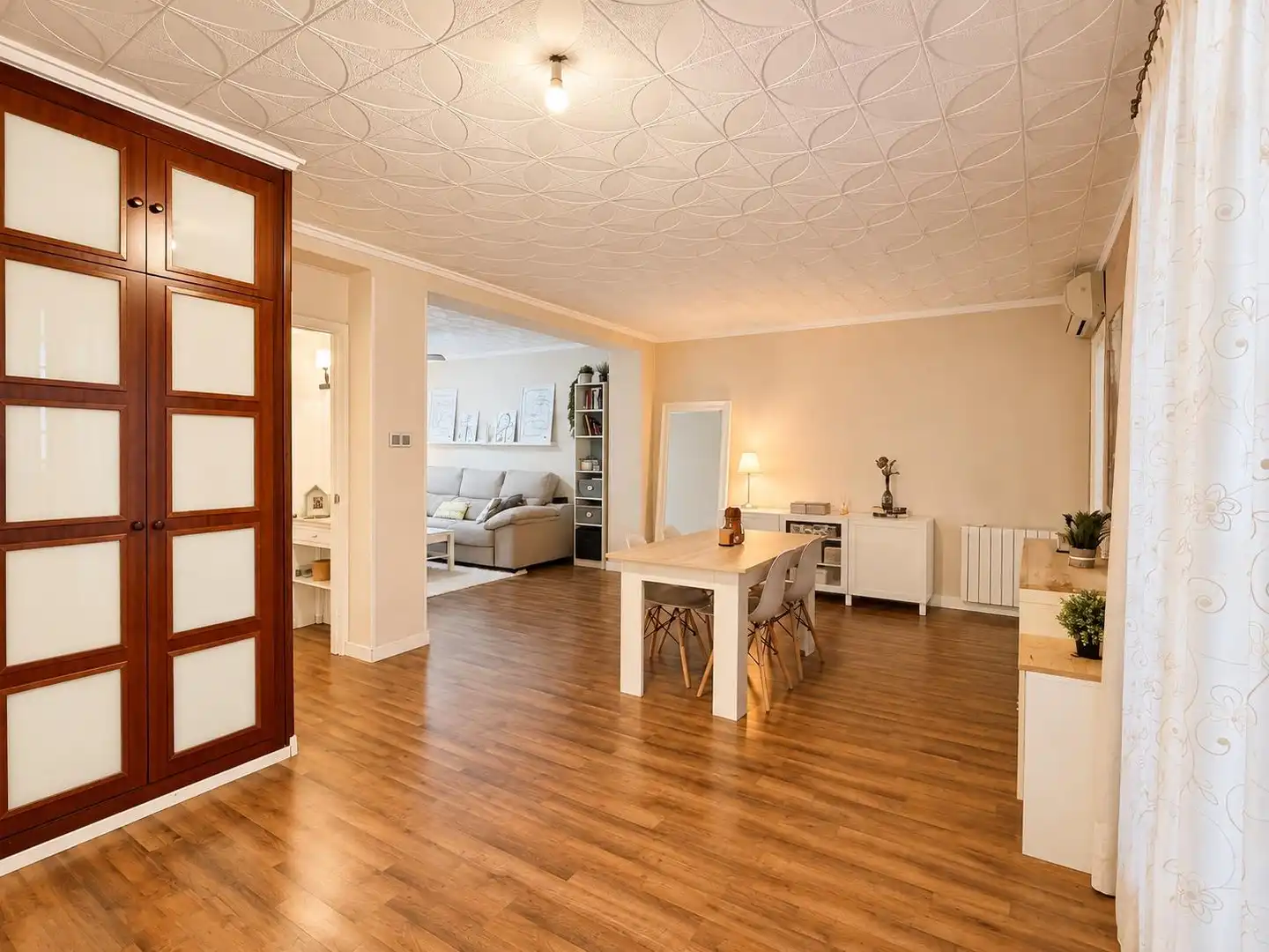 Dining room of Flat for rent in Valencia  with Heating, Parquet flooring and Furnished