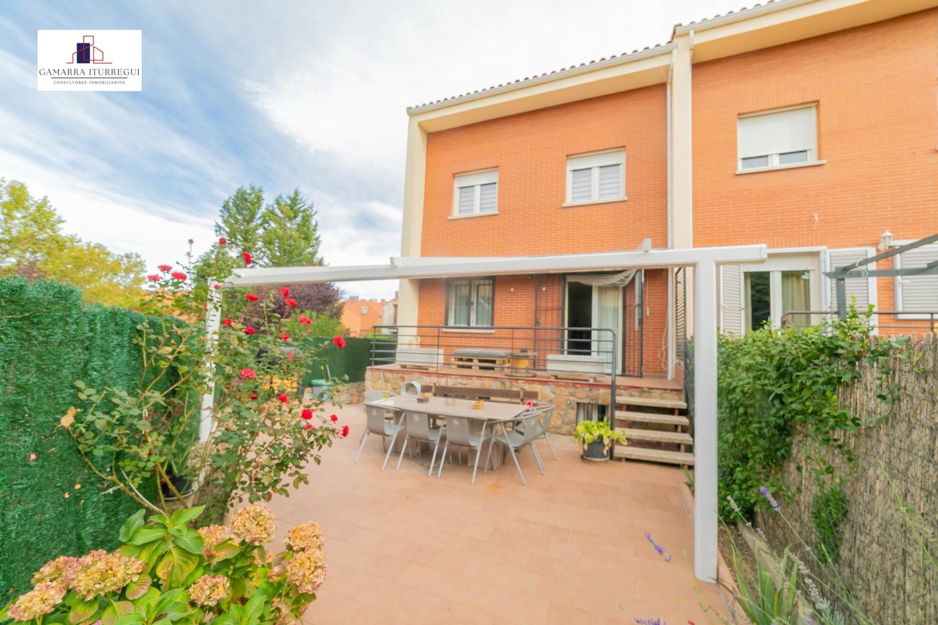 Jardí de Casa adosada en venda en Colmenar Viejo