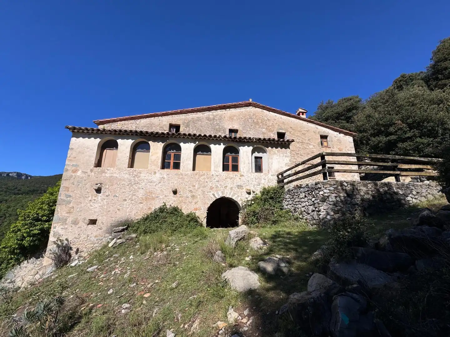 Vista exterior de Finca rústica en venta en Albanyà con Jardín privado, Terraza y Trastero