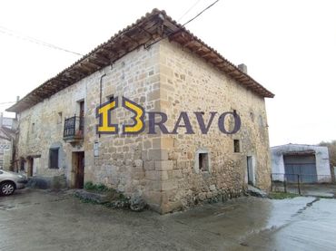 Casa con jardín en venta en Merindad de Cuesta-Urria
