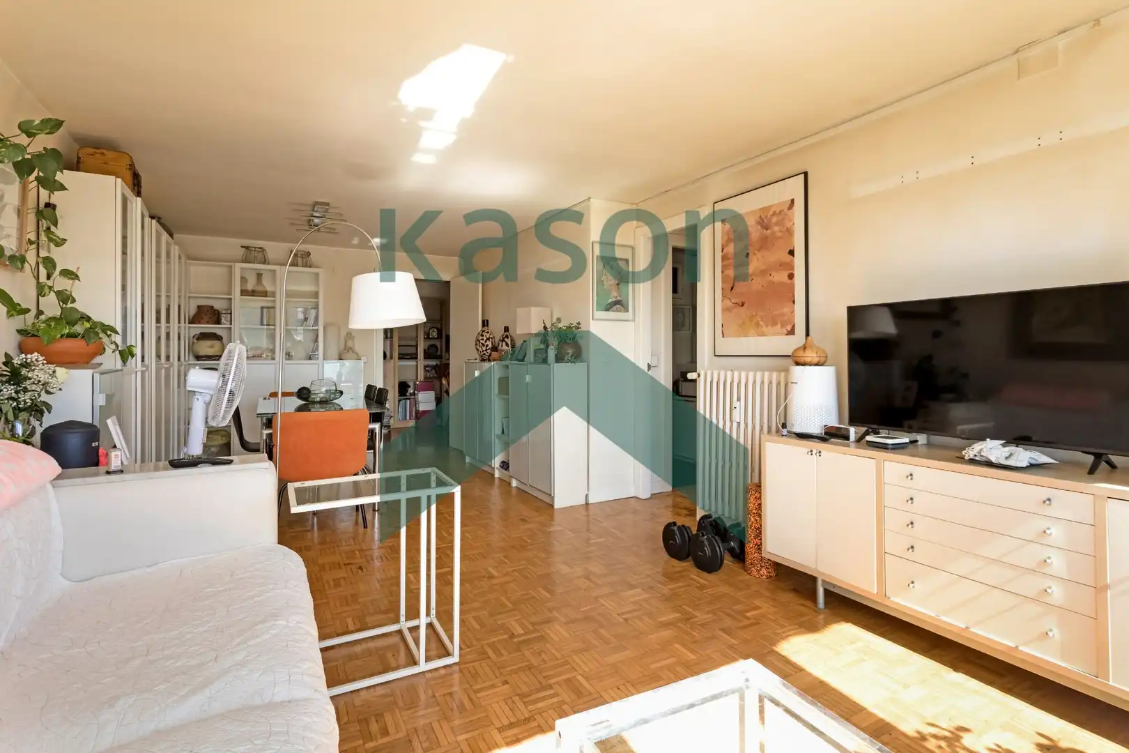 Sala d'estar de Apartament en venda en Madrid amb Aire condicionat, Calefacció i Traster