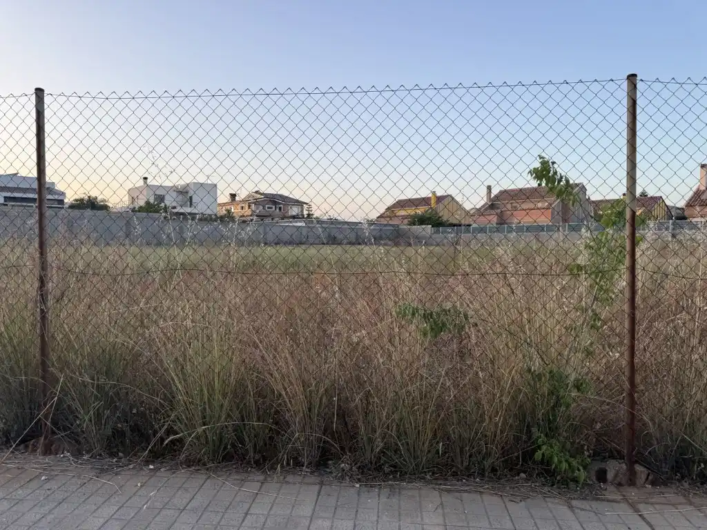 Wohnbaugrundstück zum Verkauf in Calle Atrevits, imagen 5