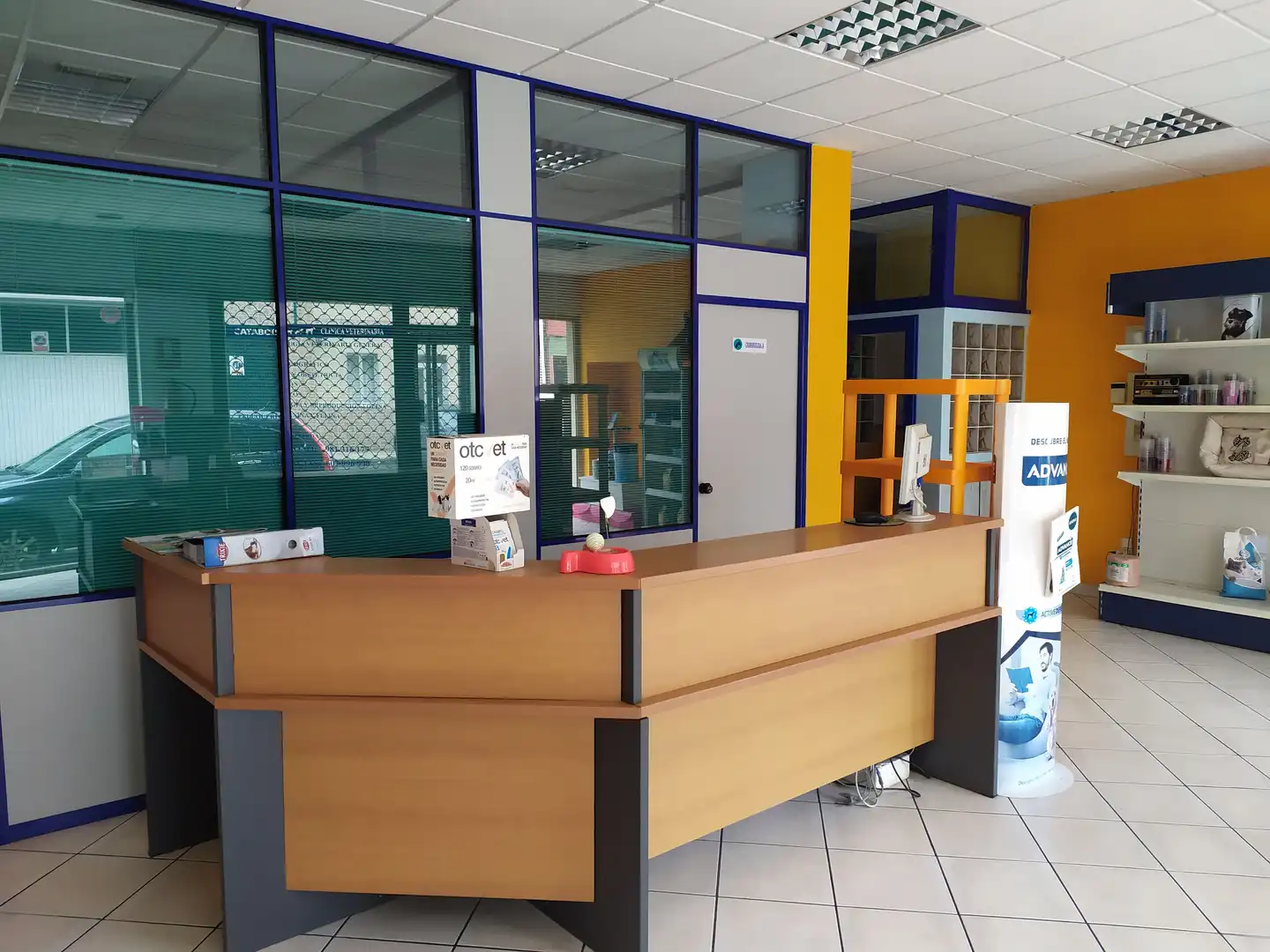 Business premises for sale in A Malata - Catabois - Ciudad Jardín, imagen 3