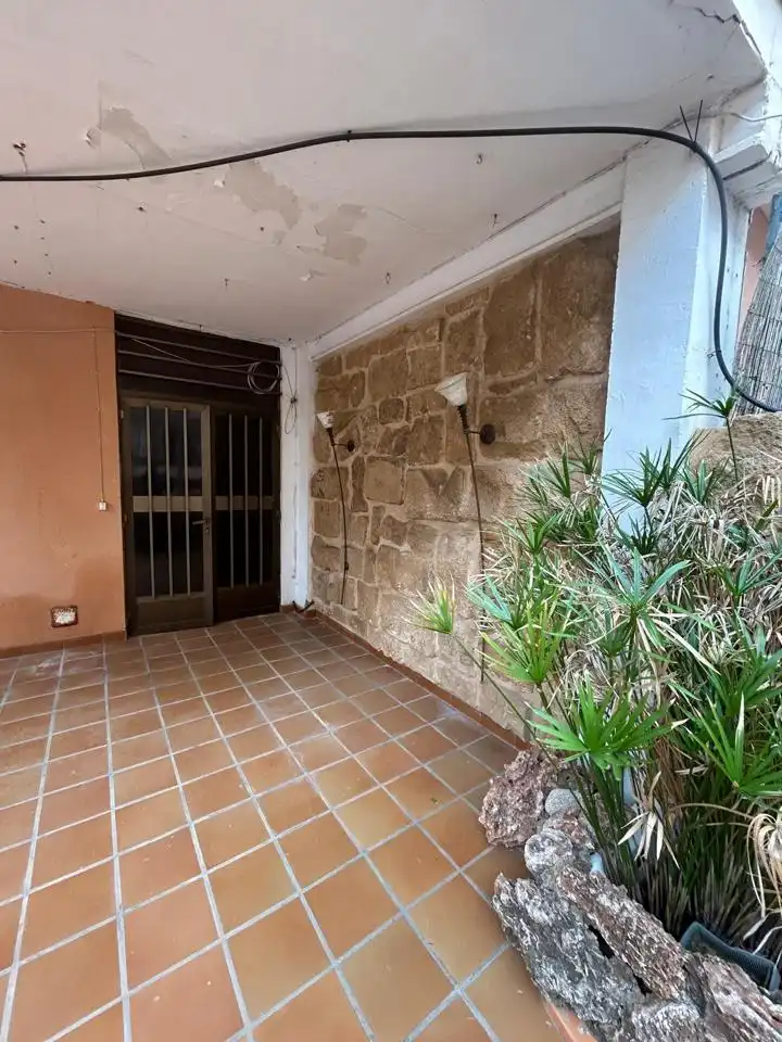 Ground floor for sale in Jávea / Xàbia  with Terrace and Storage room